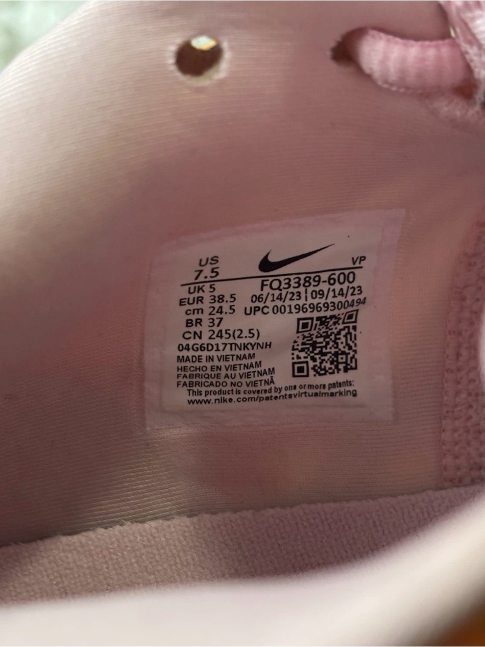 Nike Women's Pink and Yellow Athletic Sneakers - Picture 7 of 7